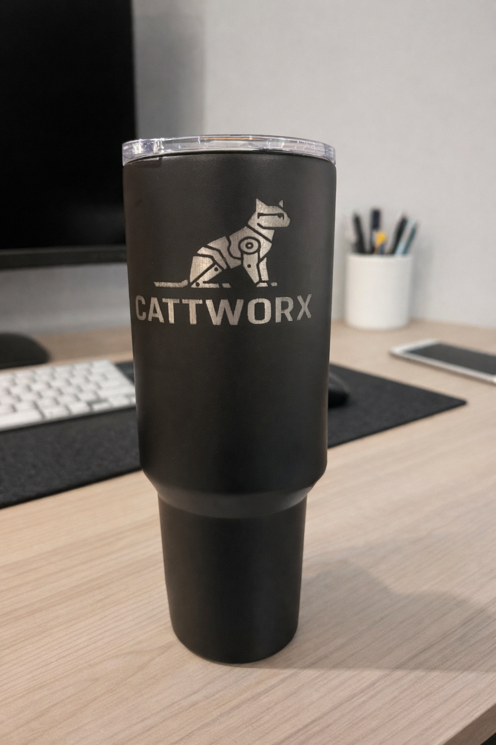 Tumbler with straw - Customizable - Other colors available upon request